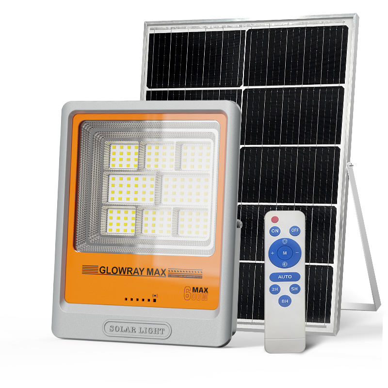 Foco solar de exterior FGET de 600 W, ideal para patios y áreas exteriores.